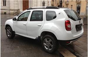 Neu Duster Jeep-SUV/ By Renault-Automatisch